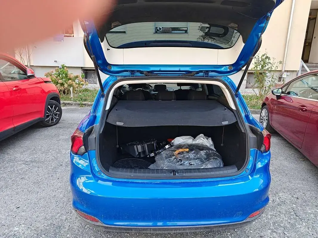 Usata Fiat Tipo Lounge 120 CV (88 kW) 2017 Blu/azzurro Berlina