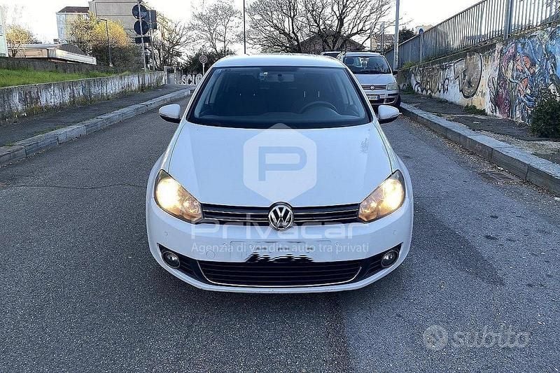 Usata VW Golf VI Highline 122 CV (89 kW) 2011 Bianco Utilitaria