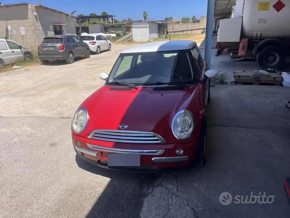 Usata Mini Cooper Coupé 116 CV (85 kW) 2002 Rosso Coupé