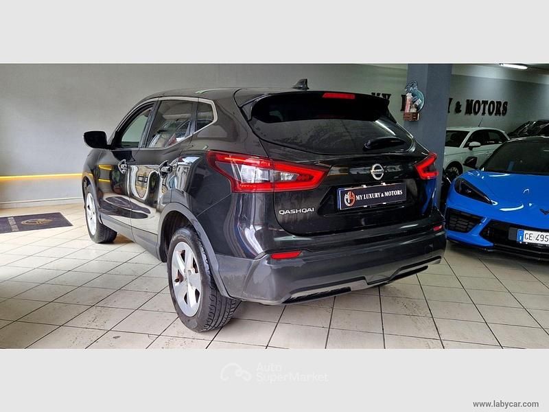 Usata Nissan Qashqai 131 CV (96 kW) 2018 Nero SUV