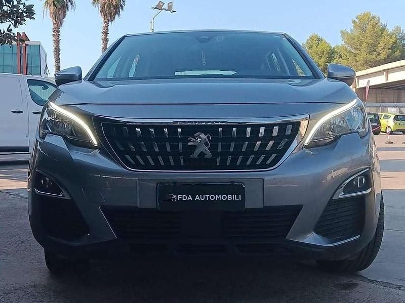 Usata Peugeot 3008 Business-Line 120 CV (88 kW) 2018 Grigio SUV