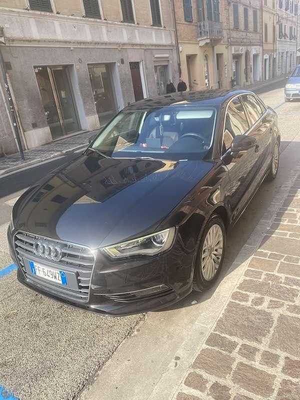 Usata Audi A3 110 CV (80 kW) 2015 Marrone Berlina