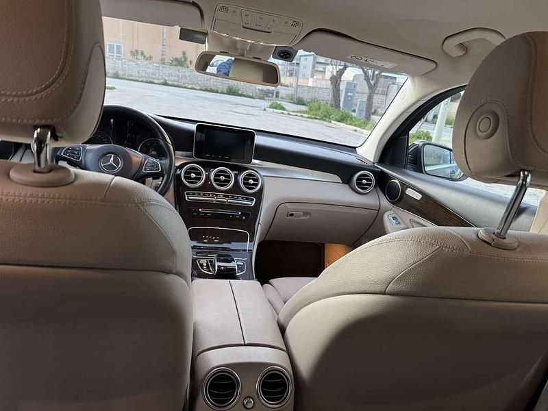 Usata Mercedes GLC220 Premium 170 CV (125 kW) 2018 Nero Coupé