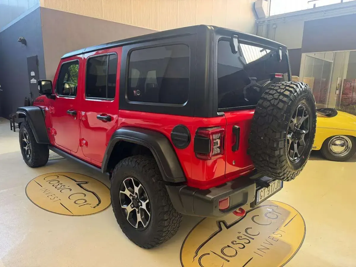 Usata Jeep Wrangler Unlimited Rubicon 200 CV (147 kW) 2019 Rosso SUV