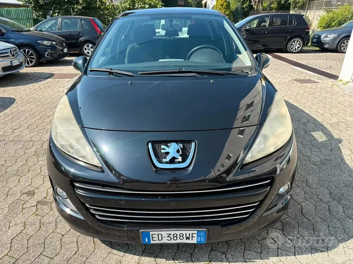 Usata Peugeot 207 95 CV (69 kW) 2010 Grigio Berlina