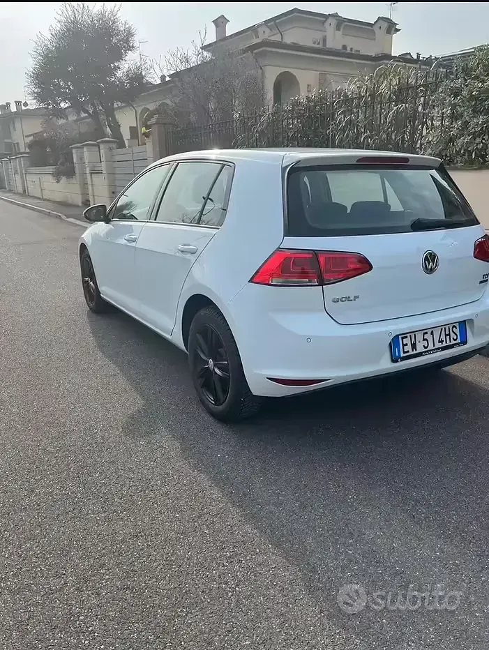 Usata VW Golf VII 110 CV (80 kW) 2014 Bianco Berlina