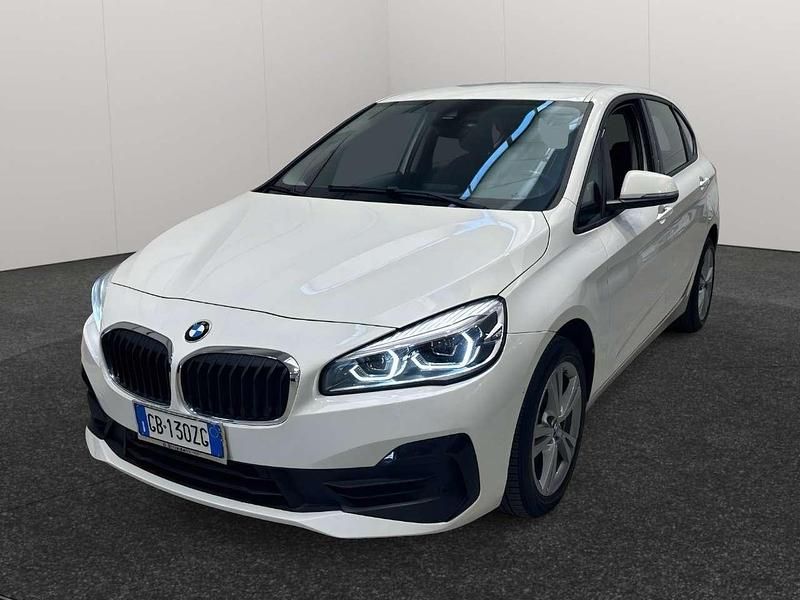 Bianco Usata 2020 BMW 216 Active Tourer Sport Line Monovolume | 17.700 € (Buon prezzo) - Immagine 1/4