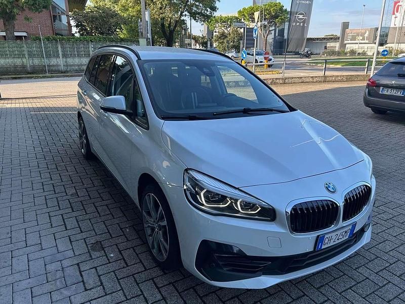 Bianco Usata 2019 BMW 216 Gran Tourer Luxury Line Monovolume | 18.900 € - Immagine 1/4