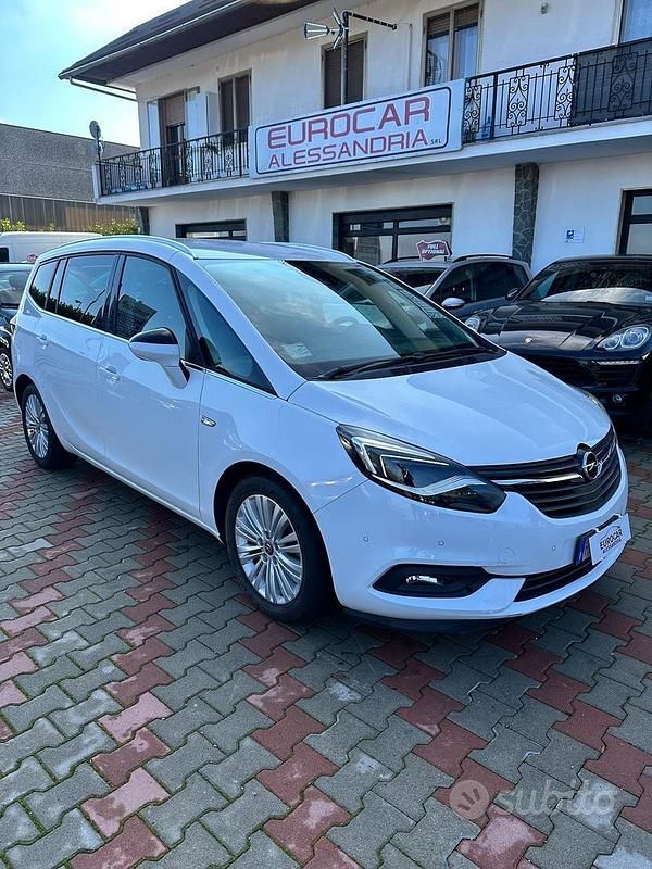 Usata Opel Zafira Innovation 130 CV (95 kW) 2017 Bianco Monovolume