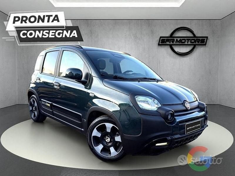 Usata Fiat Panda Cross Cross 70 CV (51 kW) 2025 Utilitaria