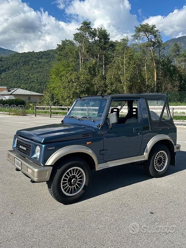 Usata Suzuki Samurai 64 CV (47 kW) 1988 Blu SUV