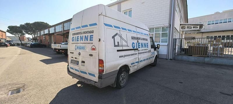 Usata Ford Transit 125 CV (91 kW) 2004 Bianco Furgone
