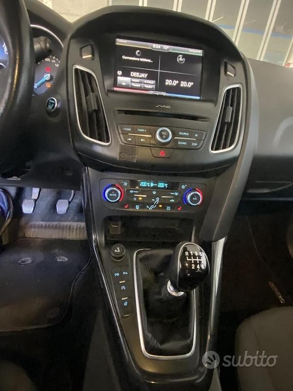Usata Ford Focus Titanium 115 CV (84 kW) 2016 Grigio Station wagon