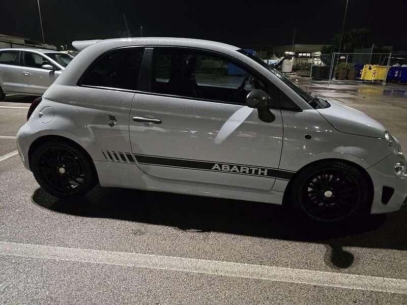 Usata Abarth 500 Custom 140 CV (102 kW) 2015 Utilitaria