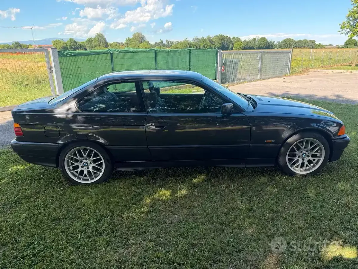 Usata BMW 320 150 CV (110 kW) 1993 Nero Coupé