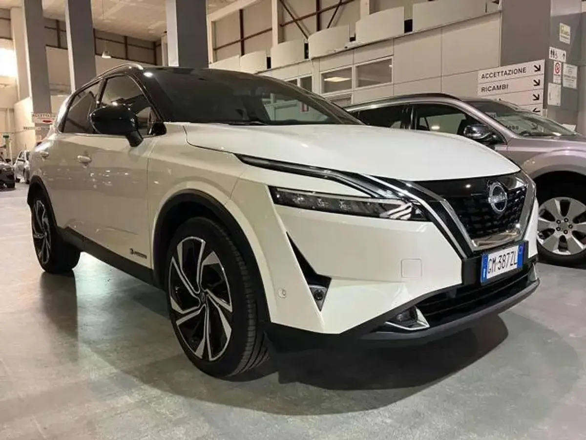 Usata Nissan Qashqai Tekna+ 158 CV (116 kW) 2023 Bianco SUV