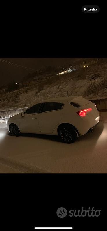 Usata Alfa Romeo Giulietta 109 CV (80 kW) 2016 Bianco Utilitaria
