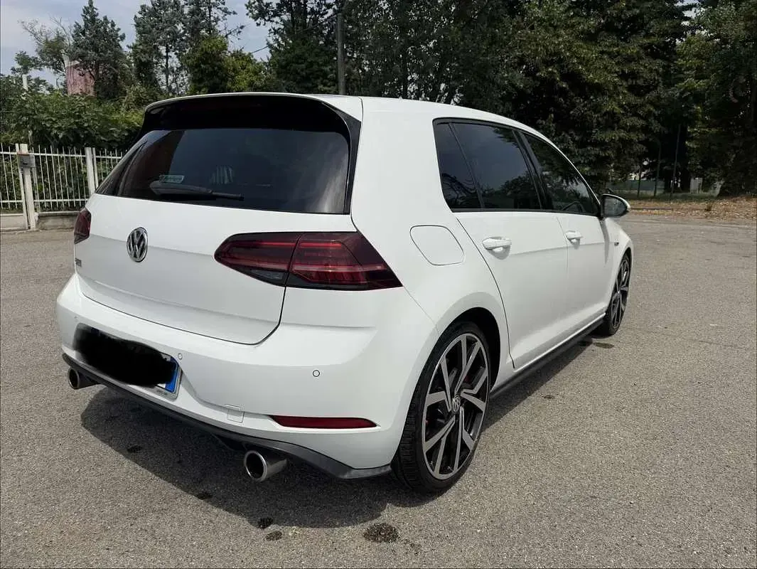 Usata VW Golf VII GTI 245 CV (180 kW) 2018 Berlina