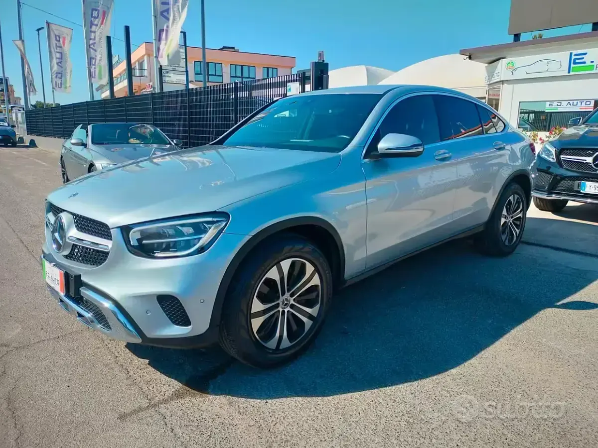 Usata Mercedes GLC300 Premium Plus 245 CV (180 kW) 2021 Grigio SUV