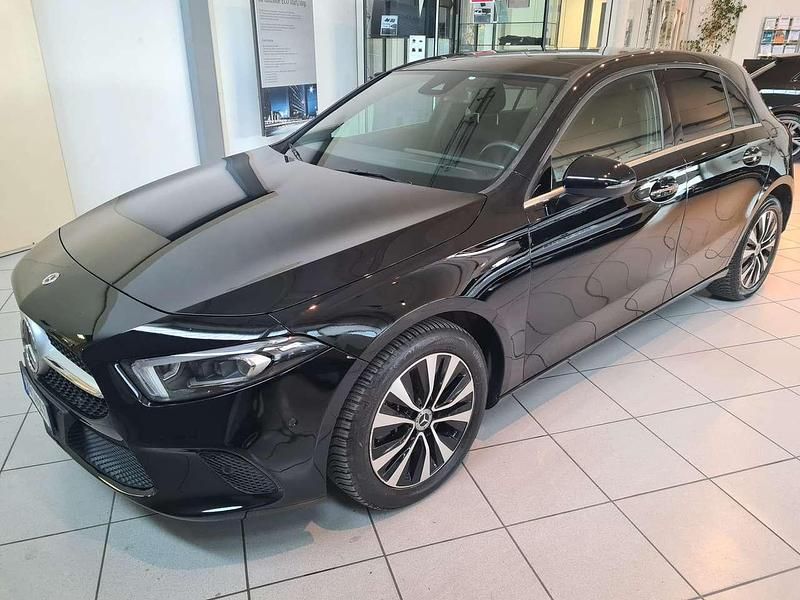Usata Mercedes A250 Advanced 217 CV (159 kW) 2022 Nero Berlina