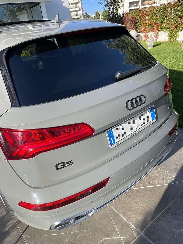 Usata Audi Q5 S-line plus 252 CV (185 kW) 2020 Grigio SUV