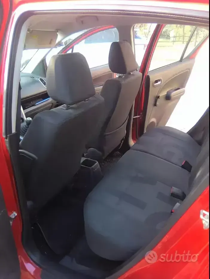 Usata Opel Agila 86 CV (63 kW) 2008 Rosso Utilitaria