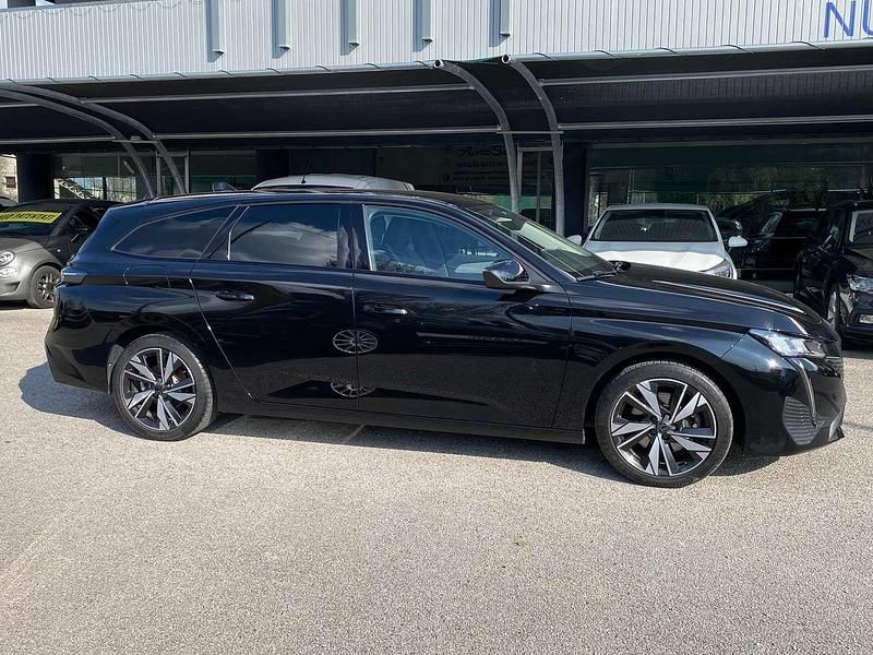 Usata Peugeot 308 Allure 131 CV (96 kW) 2022 Nero Station wagon