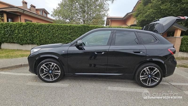 Usata BMW iX1 M Sport 94 kW (128 CV) 2023 Nero SUV