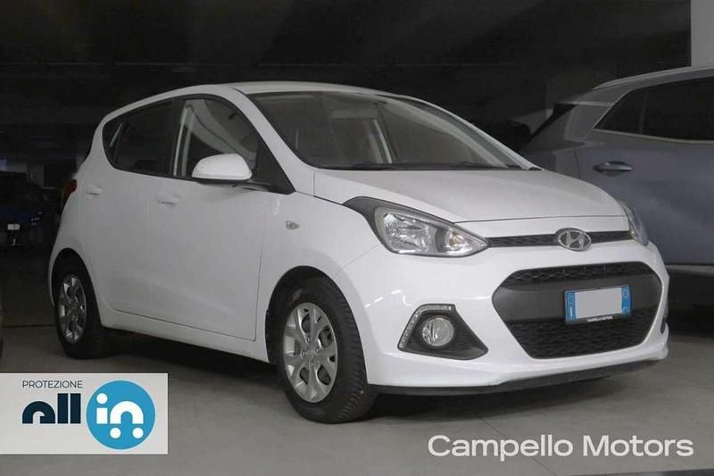 Bianco Usata 2016 Hyundai i10 Comfort Utilitaria | 8900 € (Ottimo prezzo) - Immagine 1/4
