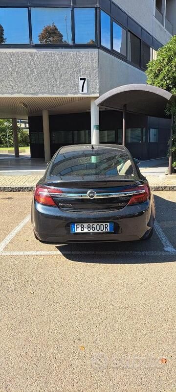 Usata Opel Insignia Business 163 CV (119 kW) 2015 Nero Coupé