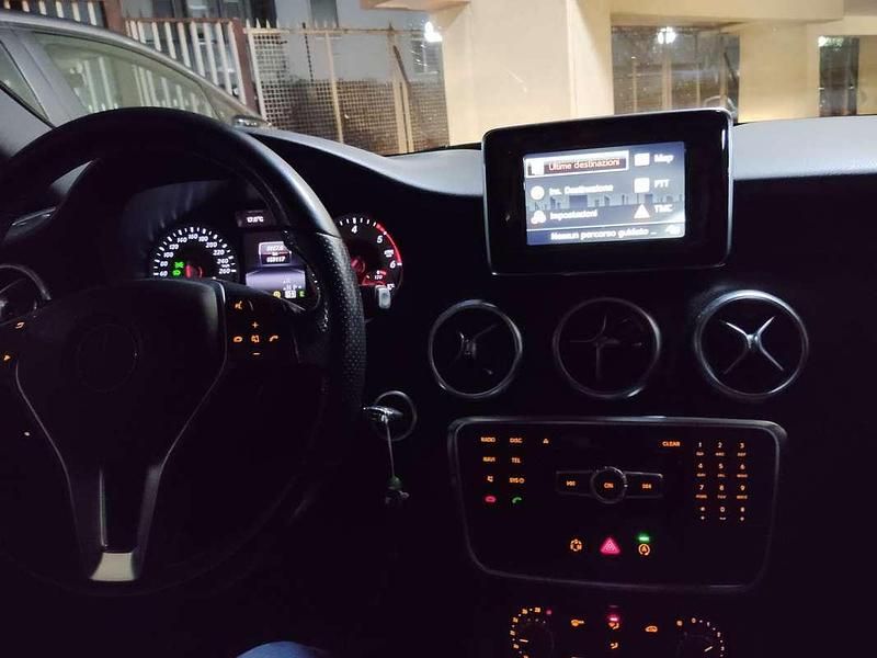 Usata Mercedes A180 Executive 109 CV (80 kW) 2015 Berlina