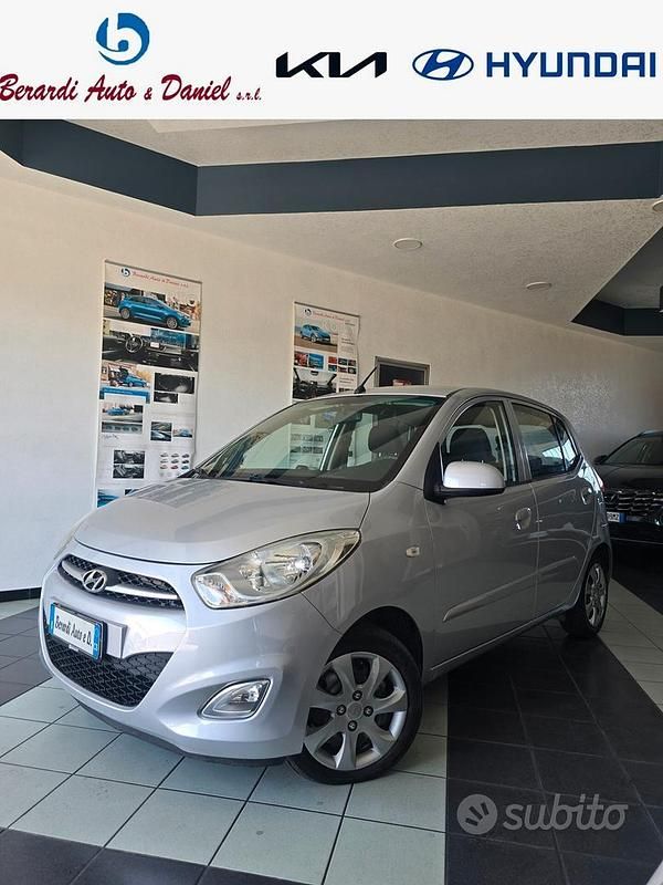 Usata Hyundai i10 Edition 69 CV (50 kW) 2013 Argento Utilitaria
