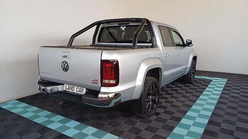 Begagnad VW Amarok Highline 224 HK (164 kW) 2017 Silver Pickup
