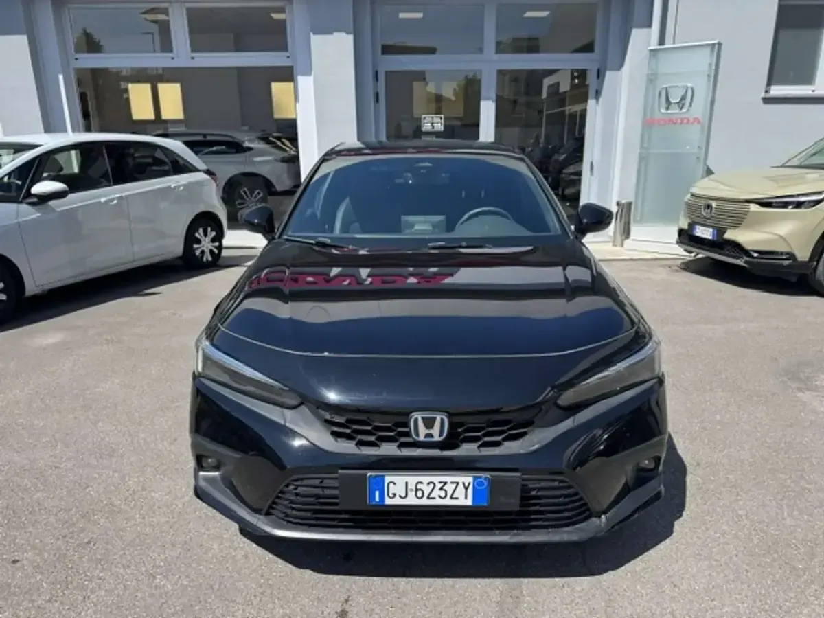 Usata Honda Civic Sport 143 CV (105 kW) 2022 Crystal black Berlina