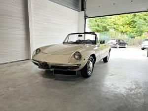 Usata Alfa Romeo Spider Veloce 118 CV (86 kW) 1968 Beige Cabrio