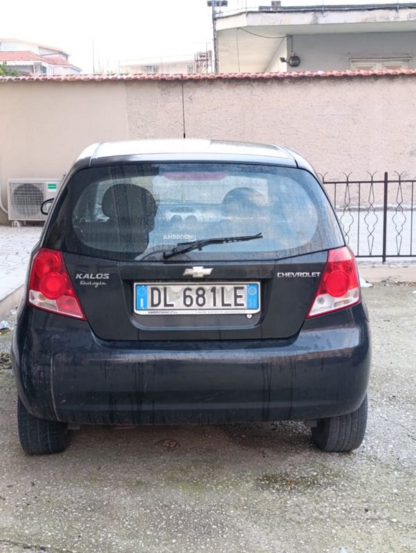 Usata 2008 Chevrolet Kalos Tre volumi | 1500 € (Molto cara) - Immagine 1/4