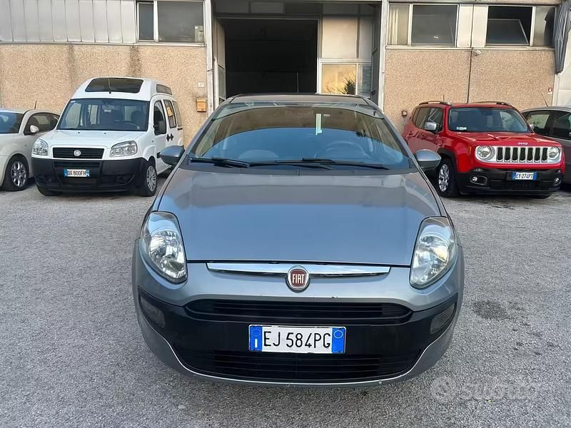 Usata Fiat Punto Evo S 95 CV (69 kW) 2011 Grigio Utilitaria