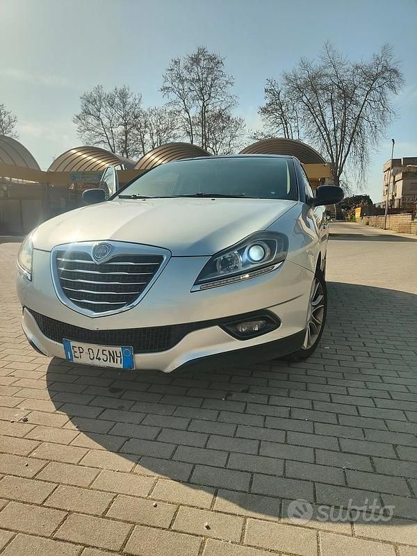 Usata Lancia Delta 2012 Grigio Utilitaria