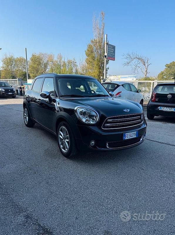 Usata Mini Cooper D Countryman 111 CV (81 kW) 2016 Nero SUV