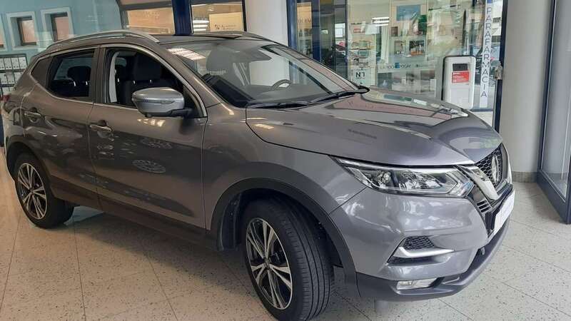 Usata Nissan Qashqai Tekna 116 CV (85 kW) 2018 Grigio SUV
