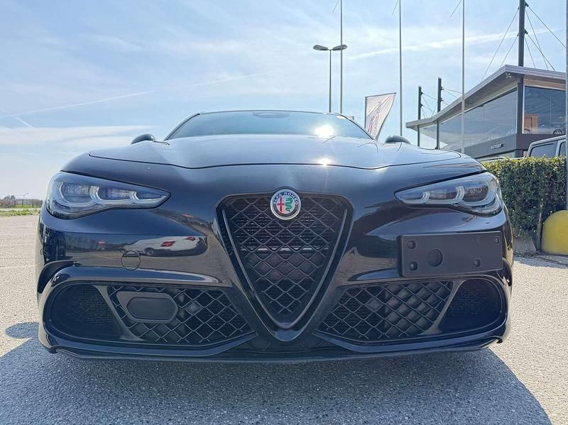 Usata Alfa Romeo Giulia Quadrifoglio 519 CV (381 kW) 2025 Nero Berlina
