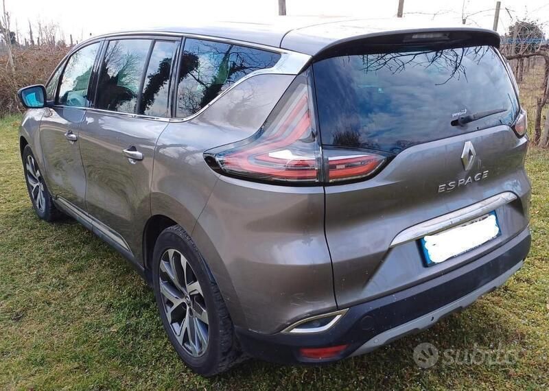 Usata Renault Espace Intens 160 CV (117 kW) 2015 Grigio Monovolume