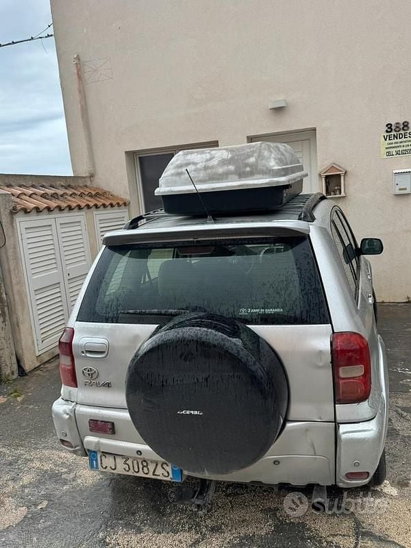 Usata Toyota RAV4 2004 Grigio SUV