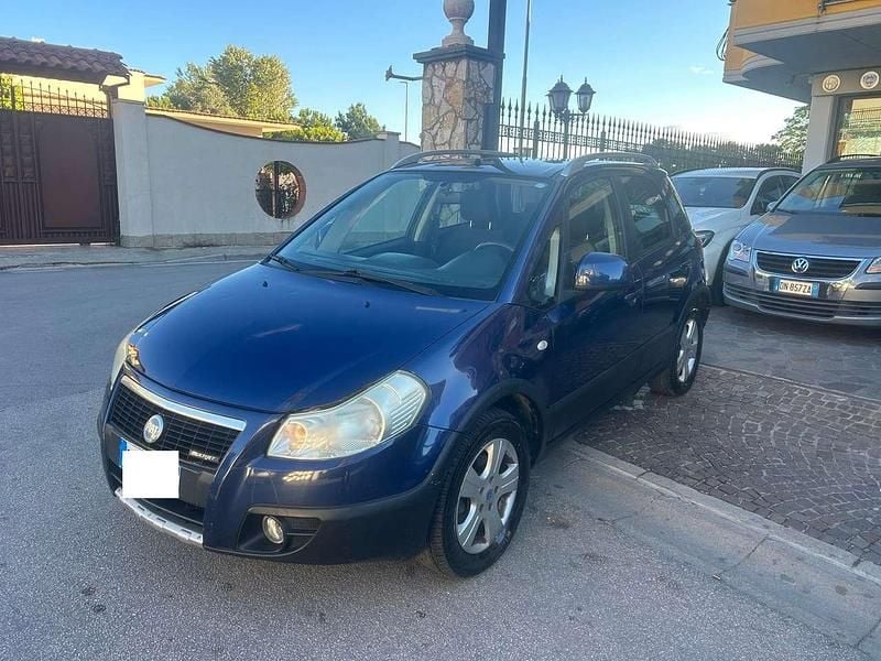 Usata Fiat Sedici Emotion 120 CV (88 kW) 2006 Blu/azzurro SUV