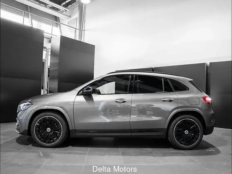 Nuova Mercedes GLA200 AMG line 150 CV (110 kW) 2026 Nero SUV