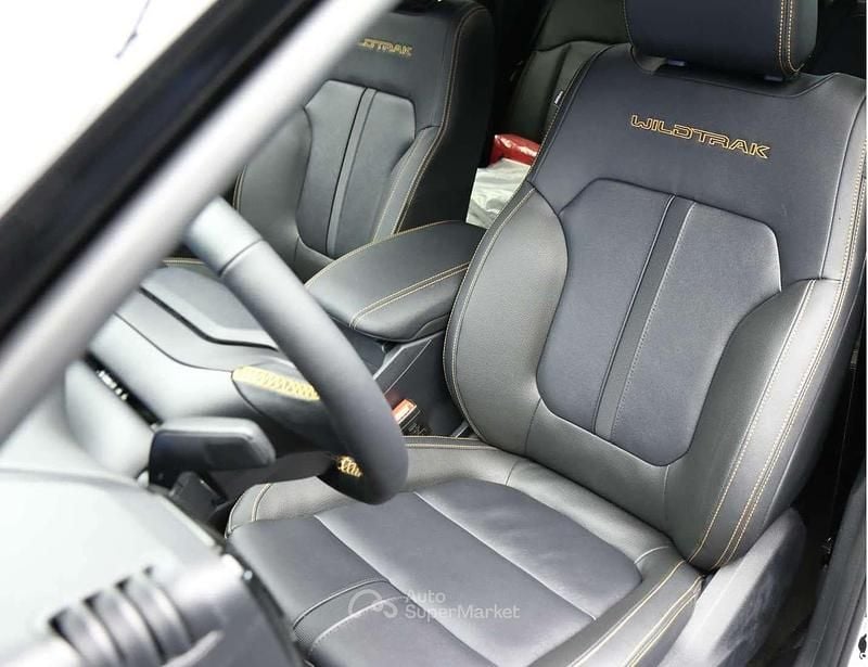 Nuova Ford Ranger Wildtrack 205 CV (150 kW) 2026 Agate black Pick-up