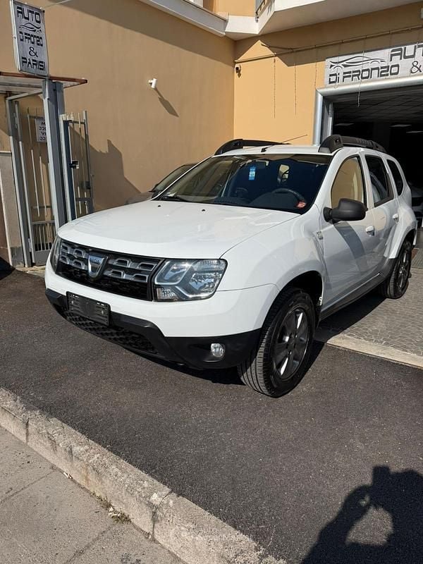 Usata Dacia Duster 105 CV (77 kW) 2014 Bianco SUV