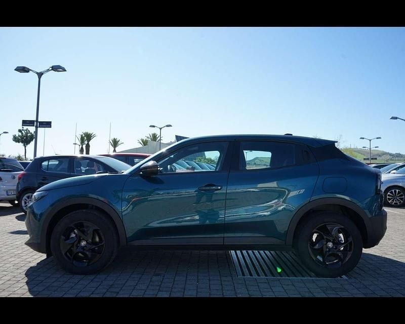 Usata Alfa Romeo Junior 145 CV (106 kW) 2025 Blu SUV