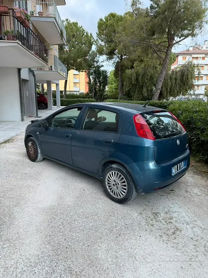 Usata Fiat Grande Punto 65 CV (47 kW) 2008 Blu Utilitaria
