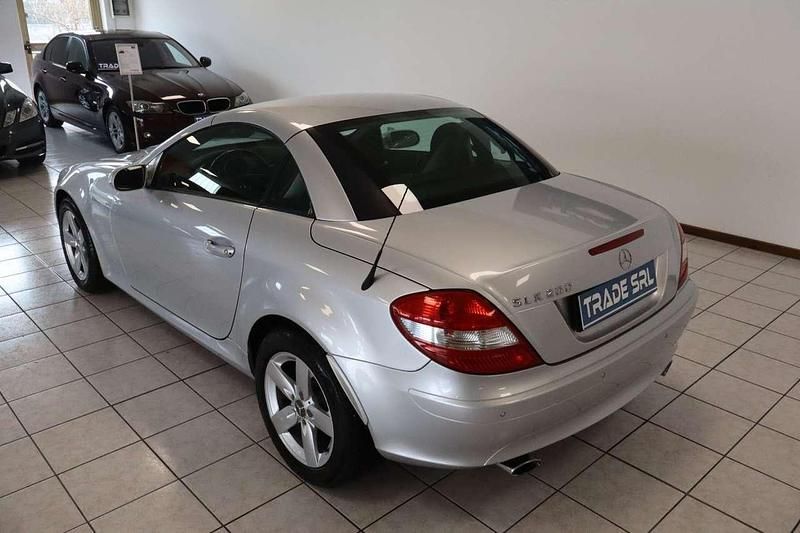 Usata Mercedes SLK200 163 CV (119 kW) 2005 Grigio Cabrio